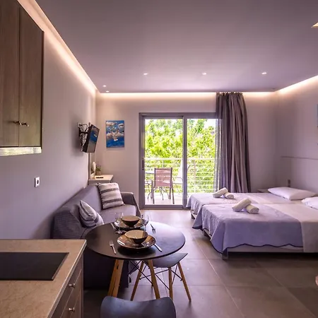 Casa Di Mare - Studios And Apartments With Pool On The Beach, By Zantewize Vasilikí