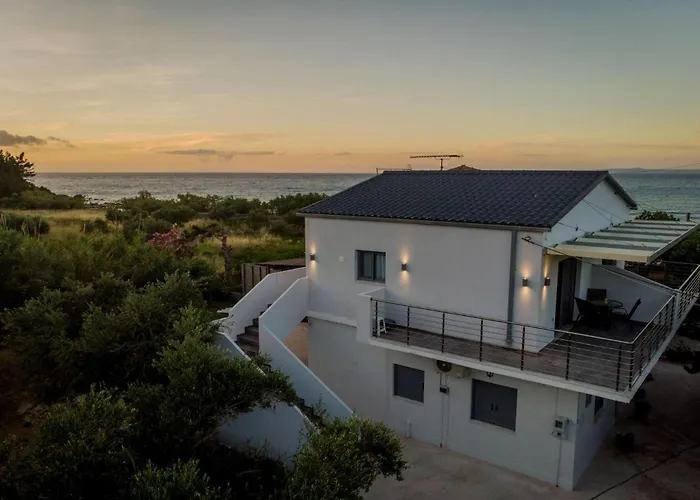 Casa Di Mare - And On The Beach, By Zantewize